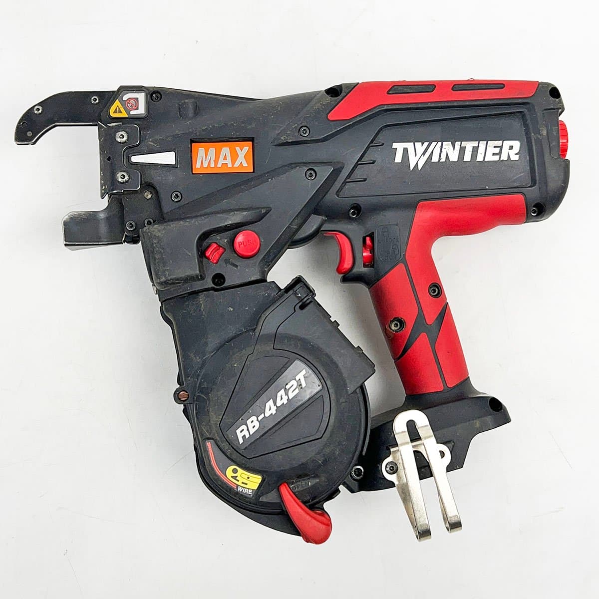 bmt513's tweet photo. MAX「ツインタイア RB-442T-B2C/1450A」を買取しました！
鉄筋結束機の動作状態やバッテリー、付属品などをしっかり確認して査定。
MAX・マキタ等の電動工具を買取中強化中です！
 #工具買取 #電動工具買取 #玉島 https://t.co/aJK14CbXKr