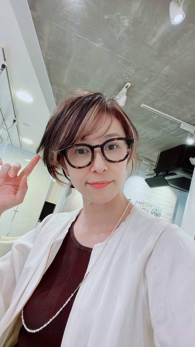 mikimobilephone's tweet photo. 髪切った
#vogua
#広瀬アリスとの見分け方
#ショート https://t.co/8fVeo5eq1x