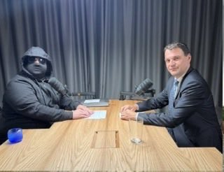 CarpaGiuseppe's tweet photo. @echo24cz Pánové Macinka je také bystrý jako Vy. https://t.co/8l2T9xXkFm