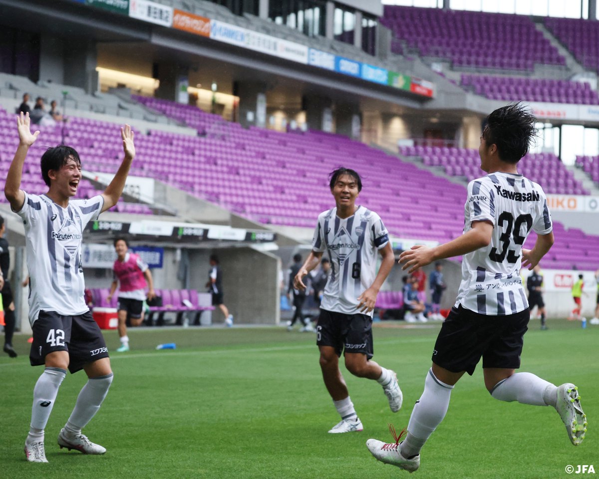 jfa_u18's tweet photo. 【ホットピ！～HotTopic～】
後半戦がまもなくスタート✅
🏆高円宮杯 JFA U-18サッカープレミアリーグ 2026

高円宮杯 JFA U-18サッカープレミアリーグ 2026が、9/5(土)に再開します⚽

優勝争いの行方がまだまだ読めないプレミアリーグの前半戦の振り返りと、後半戦の展望を特集しています📝

記事はこちらから🔗
https://t.co/EojhAckgBH

#jfa #高円宮U18 #高校サッカー