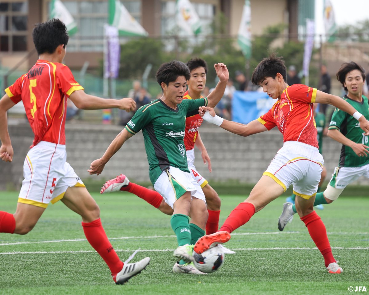 jfa_u18's tweet photo. 【ホットピ！～HotTopic～】
後半戦がまもなくスタート✅
🏆高円宮杯 JFA U-18サッカープレミアリーグ 2026

高円宮杯 JFA U-18サッカープレミアリーグ 2026が、9/5(土)に再開します⚽

優勝争いの行方がまだまだ読めないプレミアリーグの前半戦の振り返りと、後半戦の展望を特集しています📝

記事はこちらから🔗
https://t.co/EojhAckgBH

#jfa #高円宮U18 #高校サッカー