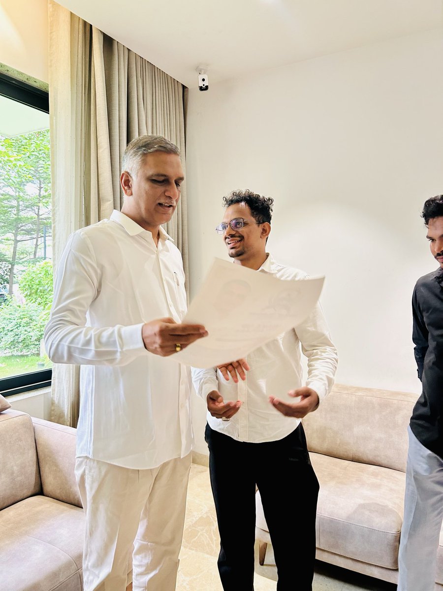 aly_abedi's tweet photo. Former Minister Sri T. Harish Rao Garu felicitated the Wake Up Telangana Awards 2026 and discussed the Wake Up Telangana English Daily and upcoming programmes with Adv. Mir Qurram Ali, Sai Teja &amp; Mohammed Younus.
#WakeUpTelangana #HarishRao #Awards2026 https://t.co/1BIy7tD2U9