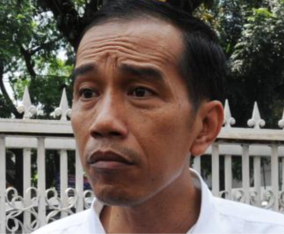 Octomanalu28's tweet photo. @PngAdilnR4kyt Terutama Jokowi yang tetap pelihara termul jadi hewan-hewan ternak nya. Membela Jokowi dengan bangganya...padahal Jokowi kenalpun tidak.... https://t.co/cUFV57xrL4