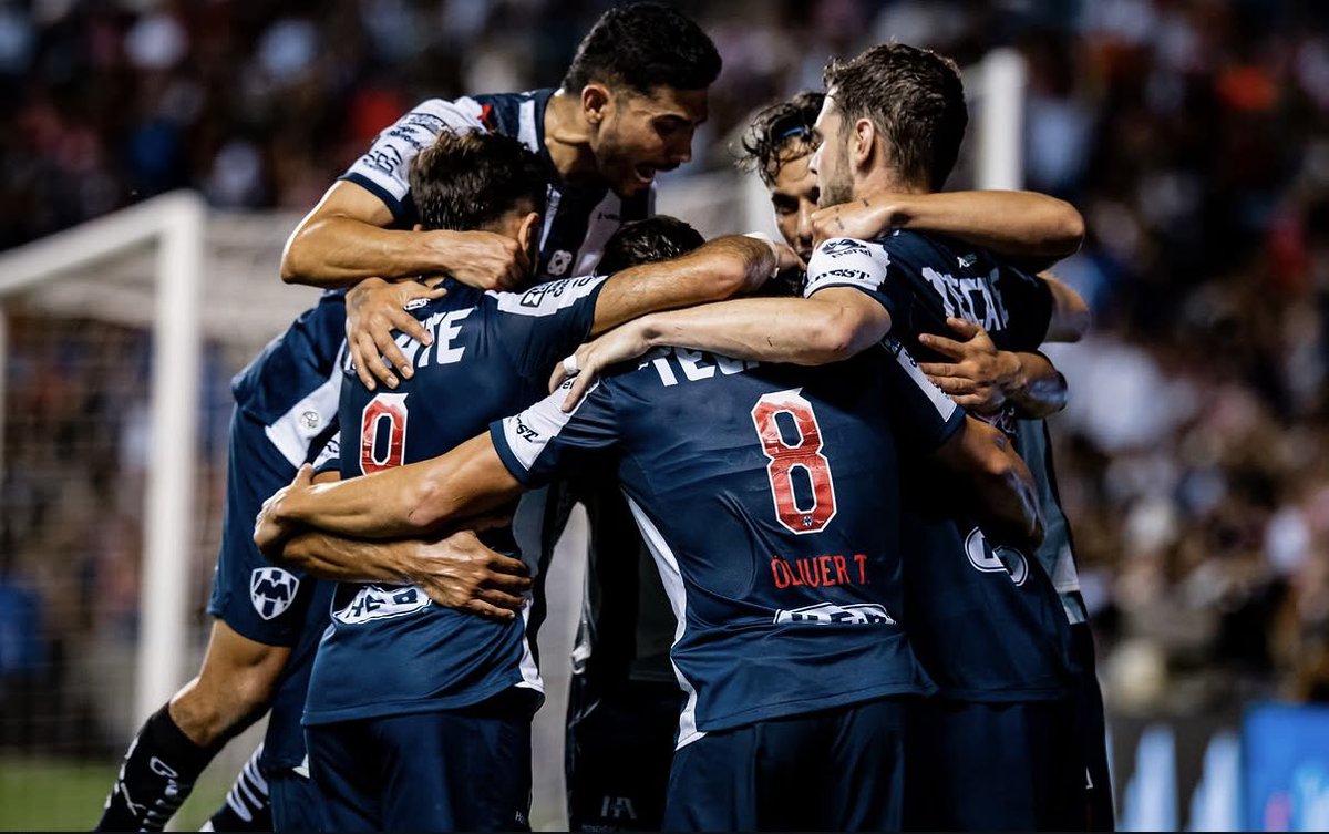 BlueCFM_'s tweet photo. Voy a decir un facto y me voy:

De las últimas 7 eliminatorias entre América y Monterrey, el glorioso Club de Fútbol Monterrey a ganado 6 DE 7 PARTIDOS. https://t.co/yisYRaDptc