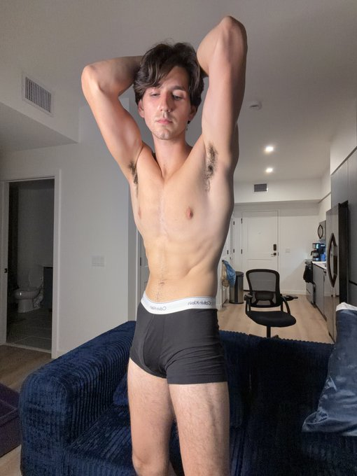 MLGSins's tweet photo. spicy version in comments https://t.co/uCIsENs7CL
