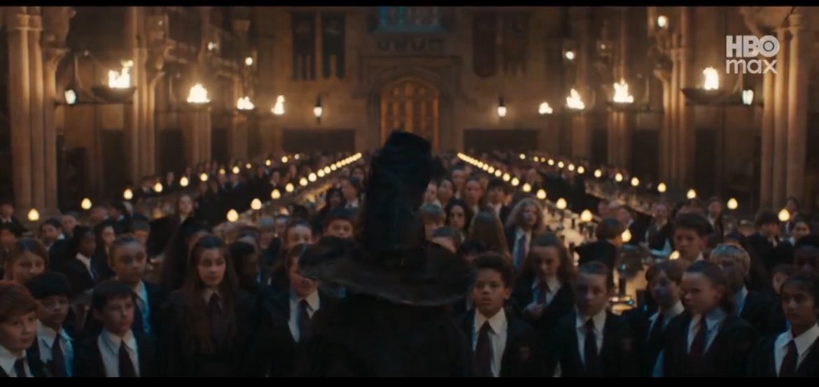 Kamalfalilat's tweet photo. Am I the only one who feels the lighting in the Harry Potter movie is way better than the series? It’s so bland and gloomy 
I mean, by the time we get to Deathly Hollows, we won’t be seeing much. https://t.co/59NNx4gUb2