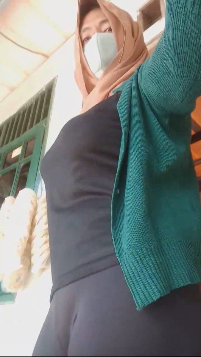 SusantiSuz20318's tweet photo. #cder #cderhijab #crossdresser #femboy #female #shemale https://t.co/RLVXBKx1WO