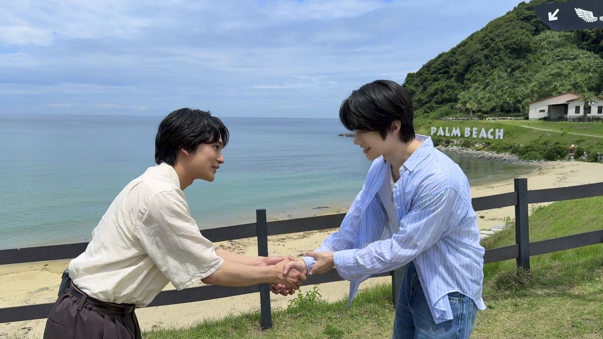 oricon's tweet photo. TXT・BEOMGYU、北村匠海と福岡へ✈️
“奇跡の1日オフ旅”決行 
⠀
BEOMGYUのラブコールにより
念願の再会が実現❗️
⠀
🔻配信＆放送スケジュール
https://t.co/VjbjWbI3MT
⠀
『BEOMGYU×北村匠海 奇跡旅 in 福岡』
10/3(土) 正午～ Huluで配信、全4話
日テレでもダイジェスト版放送 https://t.co/spOpvpxK4e