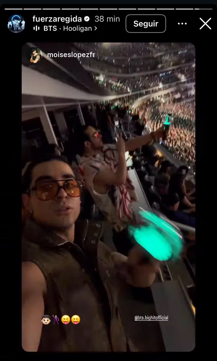 mxcharts's tweet photo. Jesús Ortiz Paz y Moisés López integrantes de Fuerza Regida asistieron al concierto BTS WORLD YOUR ARIRANG en Los Ángeles del día 2 de Septiembre.

Compartieron la experiencia en sus historias de Instagram. 

https://t.co/AOUDeJY2eI

https://t.co/iZSNbtuAy5 https://t.co/FjbxaSxvT1