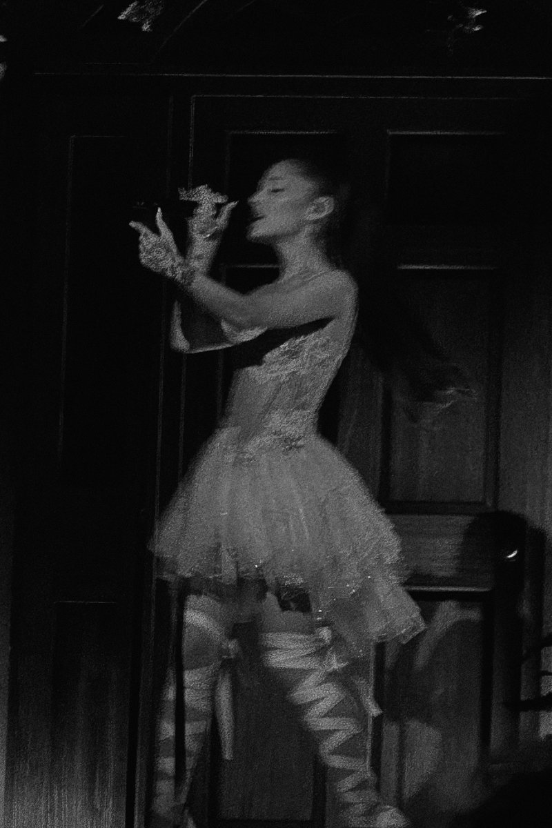 lewiscrickmore's tweet photo. act three

Ariana Grande live from the Eternal Sunshine Tour in London (night six)

shot on iPhone

@TeamAriana 

#eternalsunshinetour #arianagrande #estlondon #concertphotography #photography https://t.co/fLPtQR8eGT