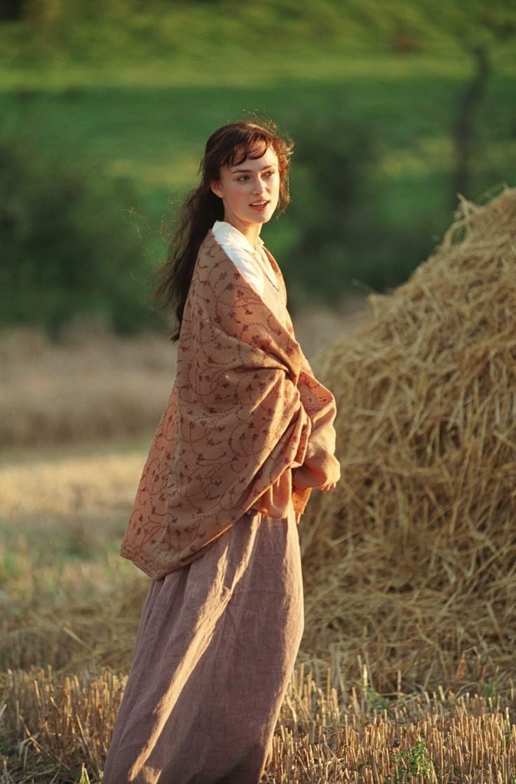 cinevow's tweet photo. Keira Knightley as Elizabeth Bennet in Pride &amp; Prejudice, 2005 https://t.co/kVKrSOa0CF