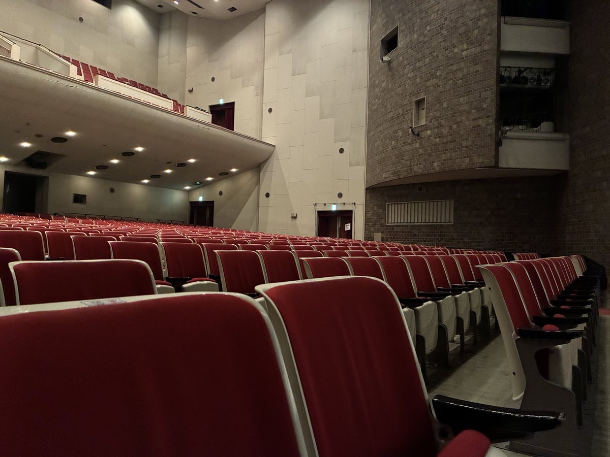 delight_ent_'s tweet photo. 舞台「母さん、ラブソングです。」

名古屋公演はいよいよ明日から🏯

9/4(金)18:00開演
    5(土)13:00開演
    6(日)13:00開演　
📍Niterra日本特殊陶業市民会館ビレッジホール

▼ チケット好評発売中🎫
https://t.co/pNYhpvPg5j

#母さんラブソングです https://t.co/709q2H0F9a