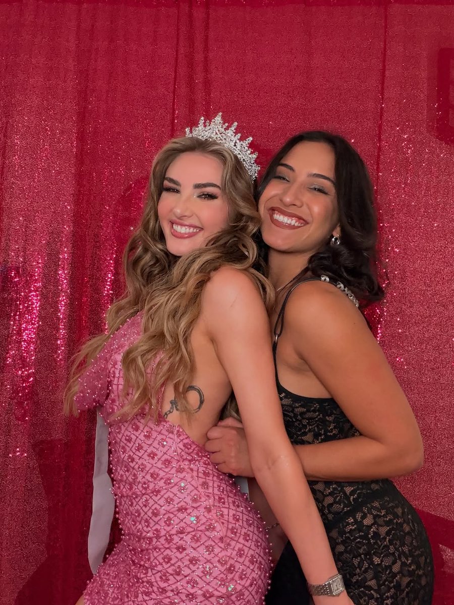misskenzieat5es's tweet photo. Obsessed with getting older 💅🏻🎂💁🏼‍♀️🎉🥳 https://t.co/cwOPPvRWHk
