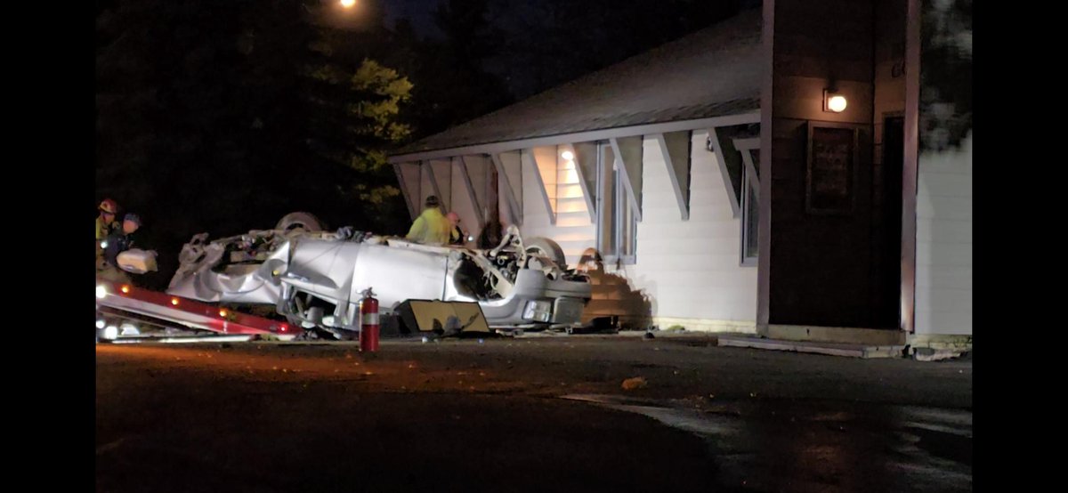 AKNewsNow's tweet photo. BREAKING: Vehicle strikes Dimond church after leaving roadway at high speed 👉 https://t.co/7M93uTYS6C https://t.co/e5OW84q4SN