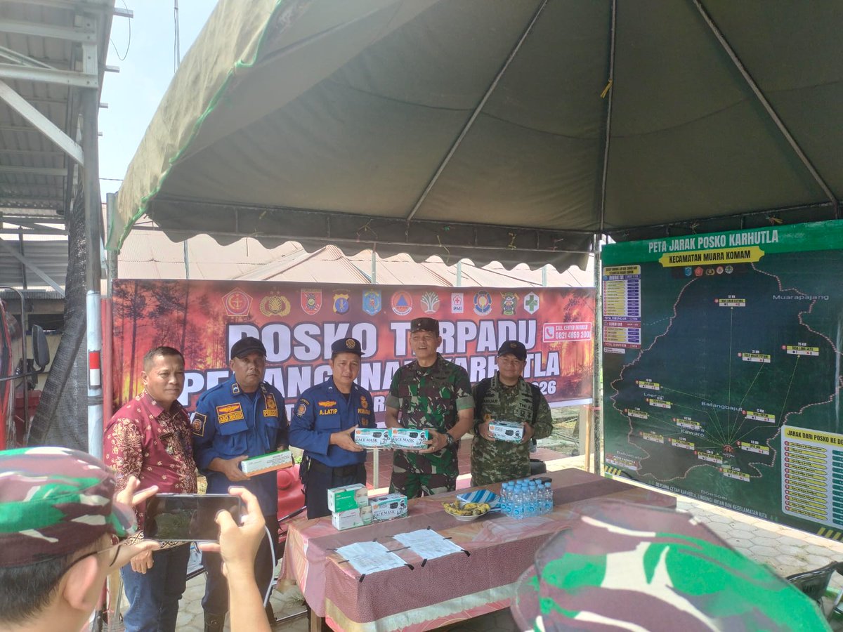 Kodimpaser's tweet photo. Tim Mabes TNI Beserta Pasis Dikreg Sesko TNI Beri Edukasi Kepada Warga Muara Komam
Bertempat di Gedung Kecamatan Muara Komam, telah dilaksanakan Penyuluhan Karhutla oleh Tim Mabes TNI dengan Pasis Dikreg Sesko TNI
#mabestni #tniad #seskotni #kodimpaser #penyuluhan #karhutla https://t.co/8KRIo4Iu9W