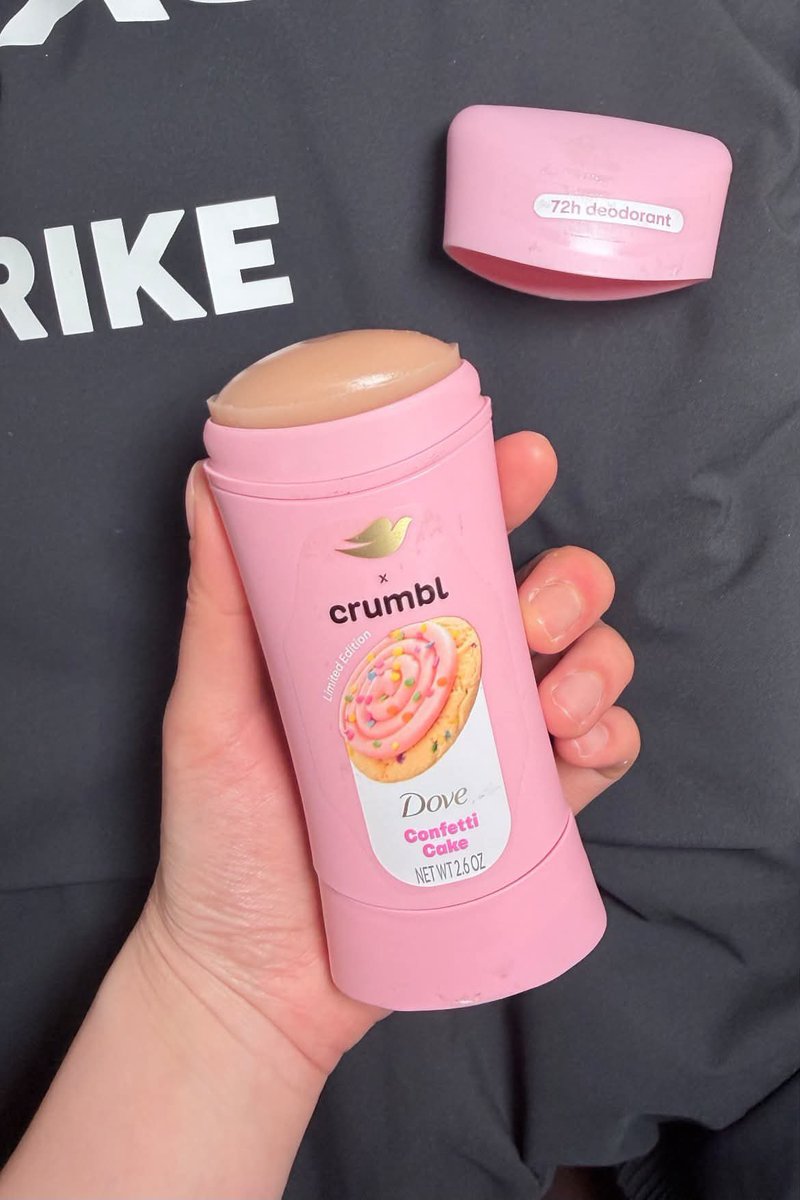 willdintsleep's tweet photo. Pertama kali nemu deodorant yang tiap dipakai wanginya langsung bikin orang rumah bertanya-tanya “siapa yg abis bikin kue?”😂￼ https://t.co/aXLmimDkst