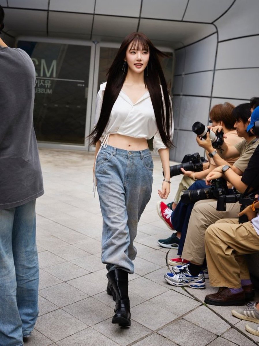 Girlfriend_News's tweet photo. 2026.9.3 예린 인스타 게시물 (1)
#여자친구 #버디 #우린 #예린 https://t.co/QyakiWGCwb