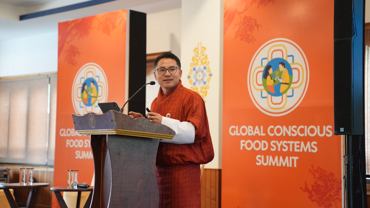 UNDP_Bhutan's tweet photo. #Day3 of Global #ConsciousFoodSystems Summit opens w/ a conversation on "Cultivating Happiness: Gross National Happiness as the Blueprint for Food Systems Transformation". It explored how #GNH can inspire food systems transformation rooted in wellbeing, balance & sustainability. https://t.co/K6Zj9Xk3Gw