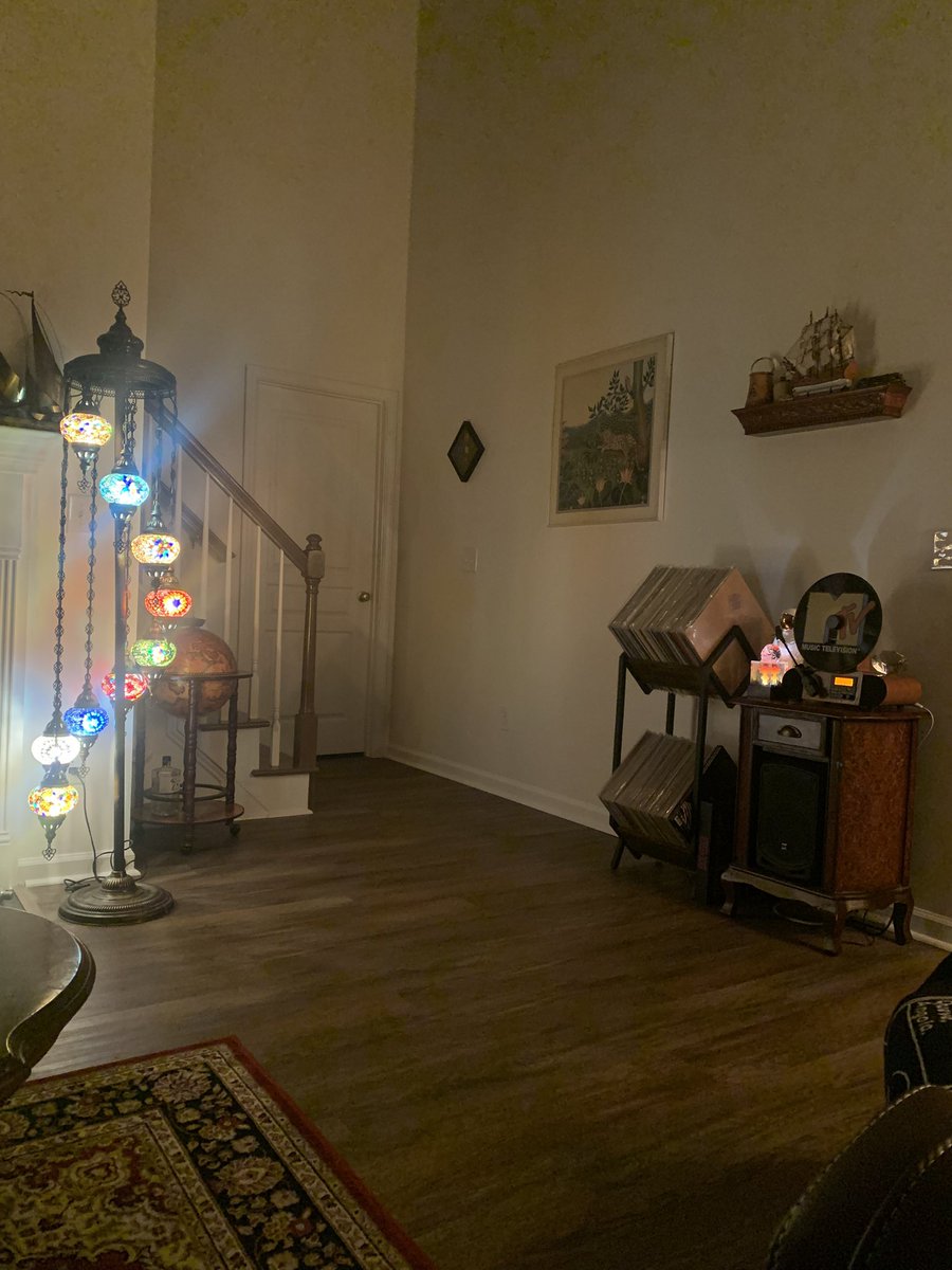 ryanmarsz's tweet photo. I have been having fun recreating my space, something I have learned only comes and goes, a treat https://t.co/m6kdHIjCXM