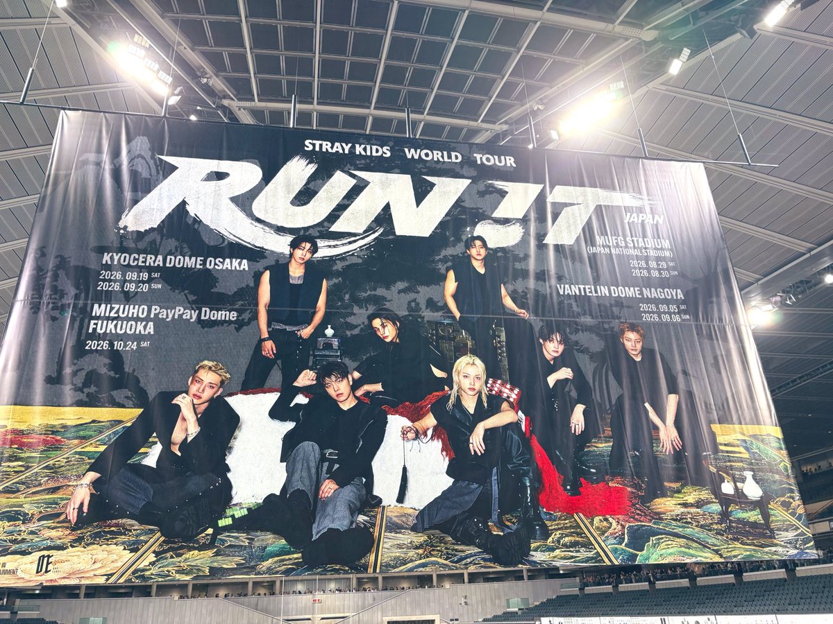 nanajuuuni's tweet photo. いろんな思いはあるけど国立二日間楽しかった😭✨暑さ対策ばっちりしてたけど予想より涼しくなり過ごしやすかったり、、、
雨の中頑張ってくれたキッズたち本当にありがとう！雨に濡れてもキッズたちは変わらず爆ビジュでした🫶😂
まだまだ国立の余韻に浸っていたい、、、 https://t.co/h1V0Xe0783