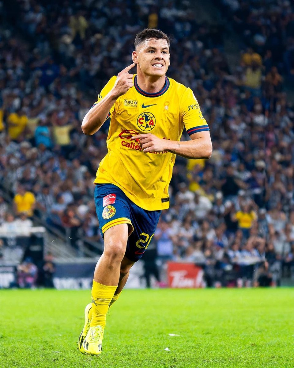Migue1105_'s tweet photo. @RompasIsBack Y la final que te ganamos en el congelador de acero papito? Dale no son nada a lado del américa 
Te dejo una fotito de recuerdo 🫣🫣 https://t.co/Y6OZ8JHXKz