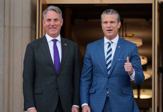 G_Ldrs_Insights's tweet photo. Australia, US Strengthen Defence Ties as China Expands Pacific Role

Read More: https://t.co/xbL7luCEM1

#Australia #USA #Defence #IndoPacific #PacificRegion #GlobalLeadership #DefenceCooperation #Geopolitics #RegionalSecurity #InternationalRelations #StrategicPartnership https://t.co/jSLAxsA9JS