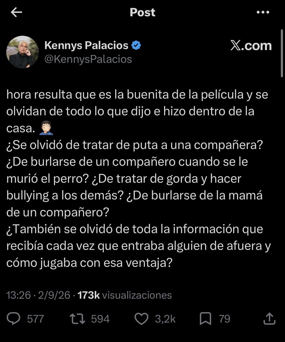 mundogh9's tweet photo. Kennys palacios en contra de su amiga toti y yipio.
#GranHermano https://t.co/3jANPuE6Rz