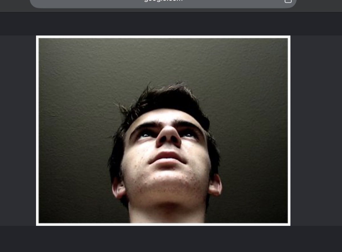 JustLetMeBeSad's tweet photo. another thing that sucks a about being tall, is that this is the perspective most people see you from https://t.co/4Uzo9So1XP