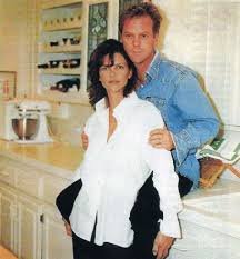 haywi231's tweet photo. 🚨 KIEFER SUTHERLAND & KELLY WINN SPOTTED TOGETHER IN LOS ANGELES ❤️

Kiefer Sutherland, best known for his iconic role as Jack Bauer in 24, and his former wife Kelly Winn were spotted together at a nightclub in Los Angeles, sparking excitement among fans.

After years apart following their divorce, the two appear to be reconnecting.....and fans are already wondering if this could mark the beginning of a second chance at love. ❤️

Honestly, I’m so happy for Jack Bauer! 🥹😂❤️