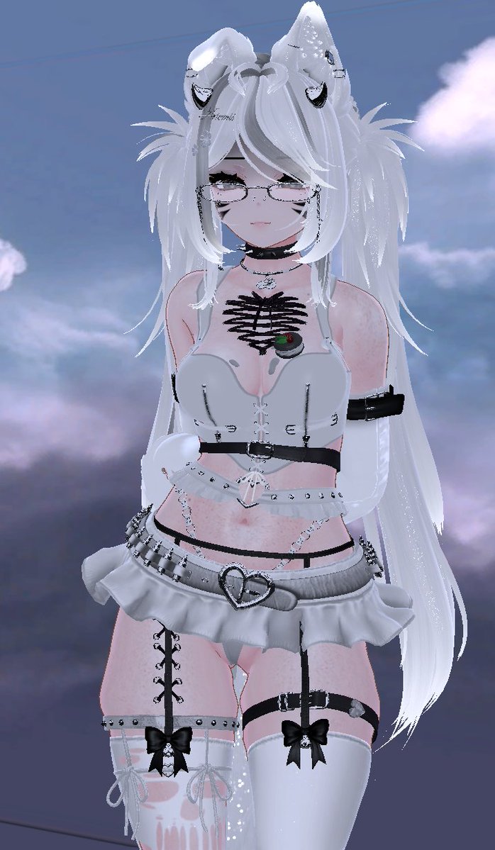 HazelLittle19's tweet photo. Kuro is Unity work it all done! https://t.co/FHXGcoNoeZ