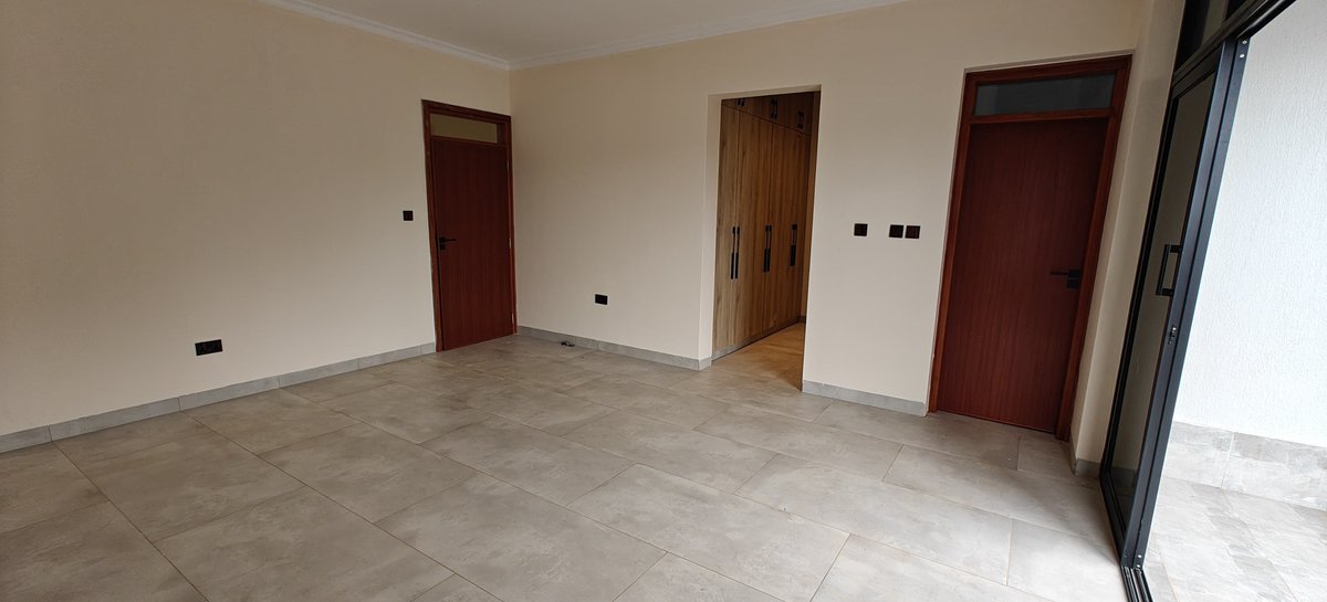 Willow_Bro92031's tweet photo. Escape paying rent and enjoy living in your own space. Visit Willow Brook Villas and get yourself a home.
#PesaMfukoni #TradersRelief https://t.co/DlTAInu5aw