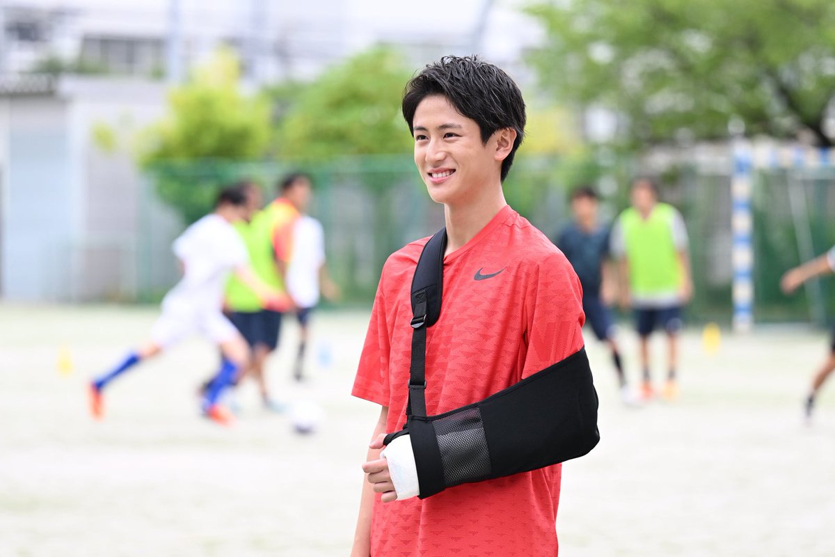 modelpress's tweet photo. 「GTO」細川大翔役・西浦心乃助インタビュー

反町隆史は「大人の色気がすごい」
差し入れはドーナツなど甘いものが多いというお茶目な一面も🍩
https://t.co/MQRmnamuP7

The Right Lightのメンバーとしても活動
「大好きなグループをもっと色んな人に知ってもらうために全てをかけて挑もう」 https://t.co/W6ZlPdzWUN