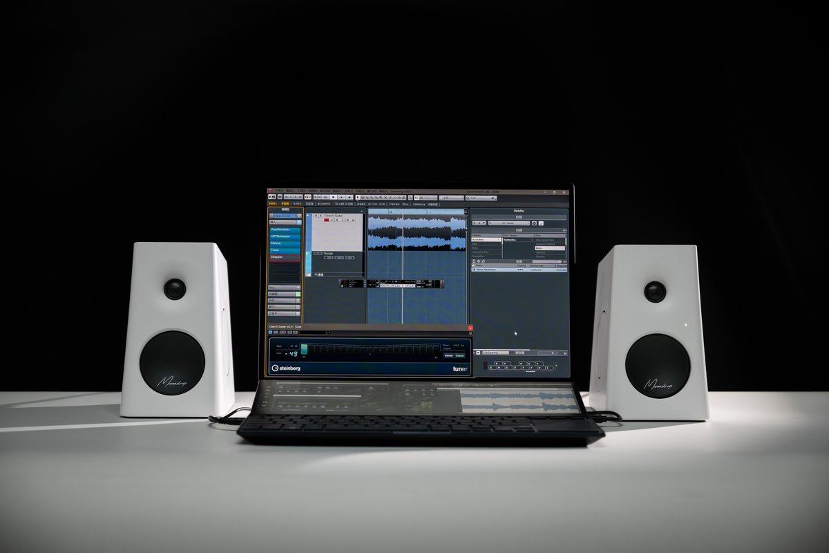 MoondropLab's tweet photo. Big News! 🎉
Say hello to the MOONDROP MM3A – a five-mode, multi-purpose 3-inch HiFi active speaker that packs a serious punch. Coming in at US$169.99/pair. What’s inside:
- Silk dome tweeter + aluminum cone woofer + horizontally opposed dual passive radiators
- Bluetooth 6.0, LDAC high-resolution audio transmission
- Inputs: Bluetooth / USB / 3.5mm AUX / Optical / Coaxial
- Includes sponge damping isolation pads for height adjustment or tilt angle fine-tuning
- Low-diffraction, smooth-contour enclosure for superior off-axis response
- 10° tilted baffle for optimized desktop listening
...
Available now!