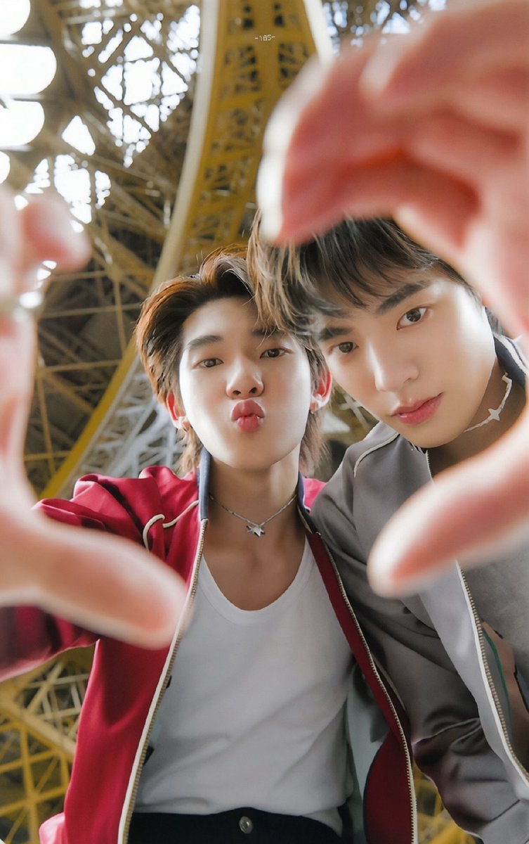khanannnnnnn's tweet photo. “ปารีส เมืองแห่งศิลปะ ความรัก และแฟชั่นระดับโลก”

[ #teeteepor | #twnpich | #porsuppakarn ] https://t.co/0pRb3aFxIP