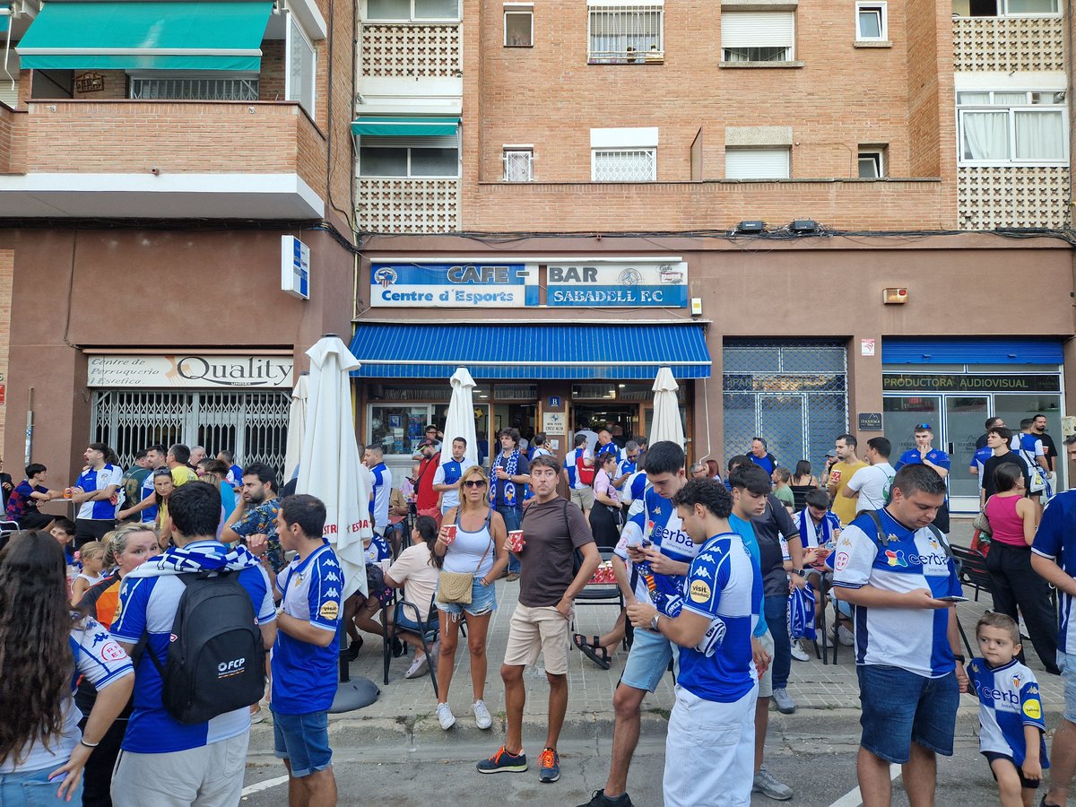 Roylovesfooty's tweet photo. For groundhoppers, this ground is pure nostalgia—that classic, floodlit 1960s architecture hosting proper Catalan football history. Nothing beats local cup magic in a traditional venue. 🏟️✨

​#CESabadell #CopaCatalunya #Groundhopping #TerraceEdition #Futbology https://t.co/8cVXZBU2Nj