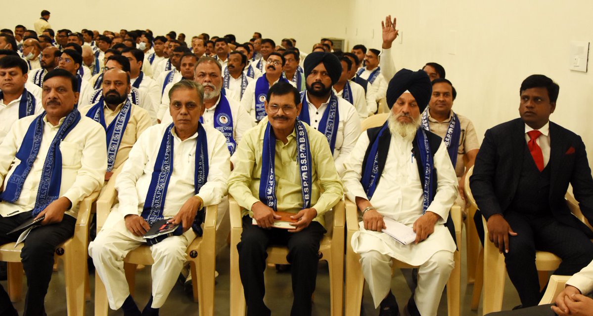 Mayawati's tweet photo. 03-09-2026-BSP ALL-INDIA REVIEW MEETING IN LUCKNOW-PHOTOS https://t.co/6pzpIBuYVK