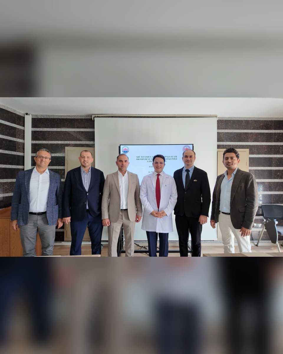 gop_eah's tweet photo. Öğrenilen her bilgi, verilen her nöbet, aşılan her zorluk ve hiç vazgeçmeden devam edilen uzun bir yol…
Ortopedi ve Travmatoloji Kliniğimizin değerli asistanı Dr. Murathan Güler, uzmanlık sınavını başarıyla tamamlayarak Uzman Hekim olmanın gururunu yaşadı. 🎓 https://t.co/QzGTSDzPb2