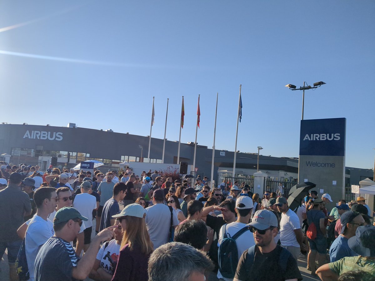 jose_xcom's tweet photo. #AirbusHuelga https://t.co/P1GylYFXOY