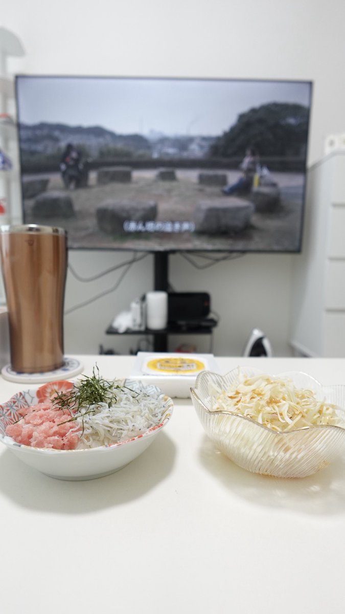 emoemochaan's tweet photo. 八日目の蝉で爆泣きしがら食べるご飯🐟
#おうちごはん #自炊記録 #日常垢 #料理好きと繋がりたい https://t.co/23bsF6doQj