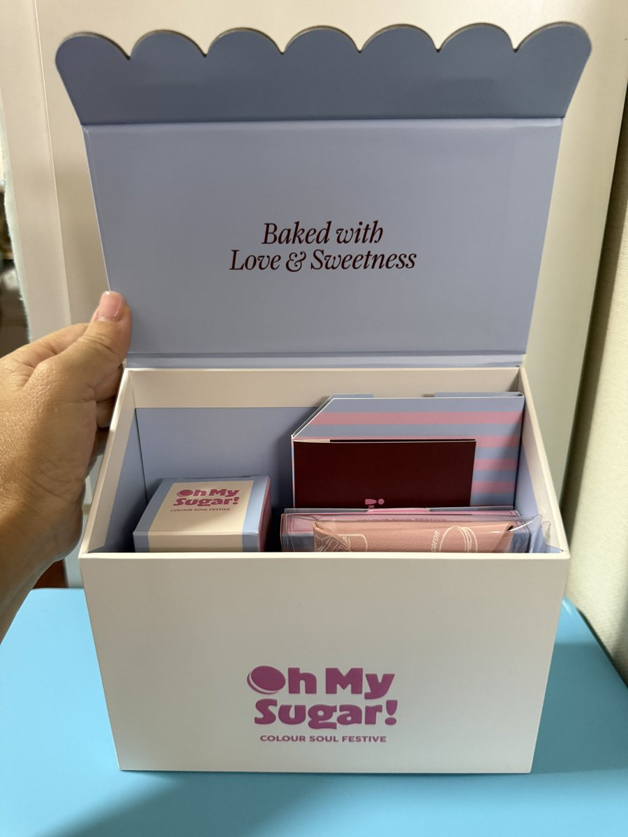 aakrittaya's tweet photo. น้ำหอม��ี่ได้ร่วมทำบุญกับผลิตโชคล่าสุดมาถึงแล้ว🩷🩵🥰🦋
@peckpalit 
#ColourSoul
#ColourSoulFestive
#ColourSoulOhMySugar
#เป๊กผลิตโชค #PeckPalitchoke https://t.co/rRuojj3mrT