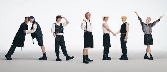 sugar_cake_93's tweet photo. ホビのバンタン愛😭 https://t.co/V5LFgbXtip