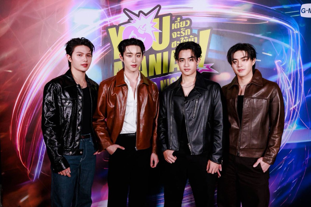 ParkkengChannel's tweet photo. กรี๊ดลืมหายใจ! “วิลเลี่ยม-เอส” แท็กทีม “บาร์โค้ด-คิน” เสิร์ฟตอนแรก ซีรีส์ "You Maniac เดี๋ยวจะรักซะให้บ้า" ฟินขีดสุด!! ในงาน “You Maniac Opening Night”  

MANIAC OPENING NITE

#williamest #williamjkp #est_rvp
#BarcodeKin #barcodetin #KinThanachai
#วิลเลี่ยมเอส #บาร์โค้ดคิน
#GMMTV #YouManiacSeries
#YouManiacSeriesEP1 

       เสียงกรี๊ดดังสะเทือนฮอลล์ตั้งแต่เริ่มจนจบ สำหรับบรรยากาศงานดูตอนแรกของซีรีส์ที่ทุกคนรอคอย "You Maniac เดี๋ยวจะรักซะให้บ้า" จาก “GMMTV” คอนเทนต์โพรไวเดอร์ชั้นนำของเมืองไทย ในงาน “You Maniac Opening Night” ที่ได้เสียงตอบรับจากแฟนๆ อย่างล้นหลาม บัตร Sold Out ในเวลาอันรวดเร็ว และยังสร้างปรากฏการณ์ความฟินขีดสุด กับเคมีเคใจของ 2 หนุ่มฮอต "วิลเลี่ยม จักรภัทร แก้วพันธุ์พงษ์, เอส ศุภ สง่าวรวงศ์" ที่แท็กทีม 2 หนุ่มมาแรง “บาร์โค้ด ตฤณสิษฐ์ อิสระพงศ์พร, คิน ธนชัย ศักดิ์ชัยเจริญกุล” พร้อมด้วยผู้กำกับฯ มากฝีมือ “ปราง ศศินันท์ พัฒนะ” มาร่วมสร้างความทรงจำสุดพิเศษกับเหล่าแฟนๆ ที่มากันอย่างทะลักทลาย เมื่อ วันเสาร์ที่ 29 สิงหาคม 2569 ณ MCC HALL ชั้น 3 เดอะมอลล์ไลฟ์สโตร์ บางกะปิ ที่ผ่านมา

       เปิดม่านเรียกเสียงกรี๊ดสนั่นด้วยโชว์หวานบาดใจจาก "วิลเลี่ยม" ในเพลง “ถ้าสวรรค์ไม่มีเธอฉันก็ไม่อยากไป” ก่อนส่งไม้ต่อให้ "เอส" บริหารเสน่ห์สาดความละมุนในเพลง “What If” และวินาทีที่ทำเอาแฟนๆ ใจสั่นรุนแรงจนลืมหายใจ คือตอนที่ทั้งคู่เดินออกมาร้องเพลง “เหนื่อยหน่อยนะ” เสิร์ฟเคมีตกคนทั้งฮอลล์ให้จมกองความสุขไปตามๆ กัน แล้วงานนี้ยังได้พิธีกรอารมณ์ดี "เจนนี่ ปาหนัน" มารับหน้าที่สาดความสนุก ชวนเหล่านักแสดงและผู้กำกับฯ ขึ้นมาร่วมเม้าท์เผาขนเบื้องหลังฉากสำคัญสุดเอ็กซ์คลูซีฟ พร้อมเล่นเกมสุดหรรษาที่เคมีความเกลียดกันไม่มี มีแต่ความหวานที่ล้นเวทีสุดๆ เลยทีเดียว ก่อนจะพาทุกคนเข้าสู่ช่วงเวลาสำคัญ รับชมซีรีส์ตอนแรกไปพร้อมกัน ท่ามกลางเสียงกรี๊ดที่ดังเป็นระยะๆ ตามจังหวะความฟินของเรื่องราวของซีรีส์

       ความหวานยังไม่หมดแค่นั้น ทันทีที่ซีรีส์จบลง "วิลเลี่ยม-เอส" ก็ควงคู่กลับขึ้นเวทีมาสาดความฮอบอีกรอบ ในเพลง “Red Flag” เพลงประกอบซีรีส์ "You Maniac เดี๋ยวจะรักซะให้บ้า" ที่ทำเอาแฟนๆ ใจฟูฟื้นตัวไม่ไหว ปิดท้ายด้วยการเชิญทีม สปอยตอนต่อไปให้แฟนๆ ได้จิ้นจนนอนไม่หลับ ส่งมอบความสุขและความประทับใจกลับบ้านไปแบบจัดเต็มทุกอารมณ์
ติดตามชมซีรีส์ “You Maniac เดี๋ยวจะรักซะให้บ้า” ทุกวันเสาร์ เวลา 20.30 น. ดูทีวี ช่อง GMM25 | ดูย้อนหลัง แอป oneD ที่เดียว เวลา 21.30 น. หรือสามารถติดตามรายละเอียดเพิ่มเติมได้ที่ Facebook : https://t.co/LShPDjqToM และ Instagram & X & TikTok & YouTube & Weibo : GMMTV