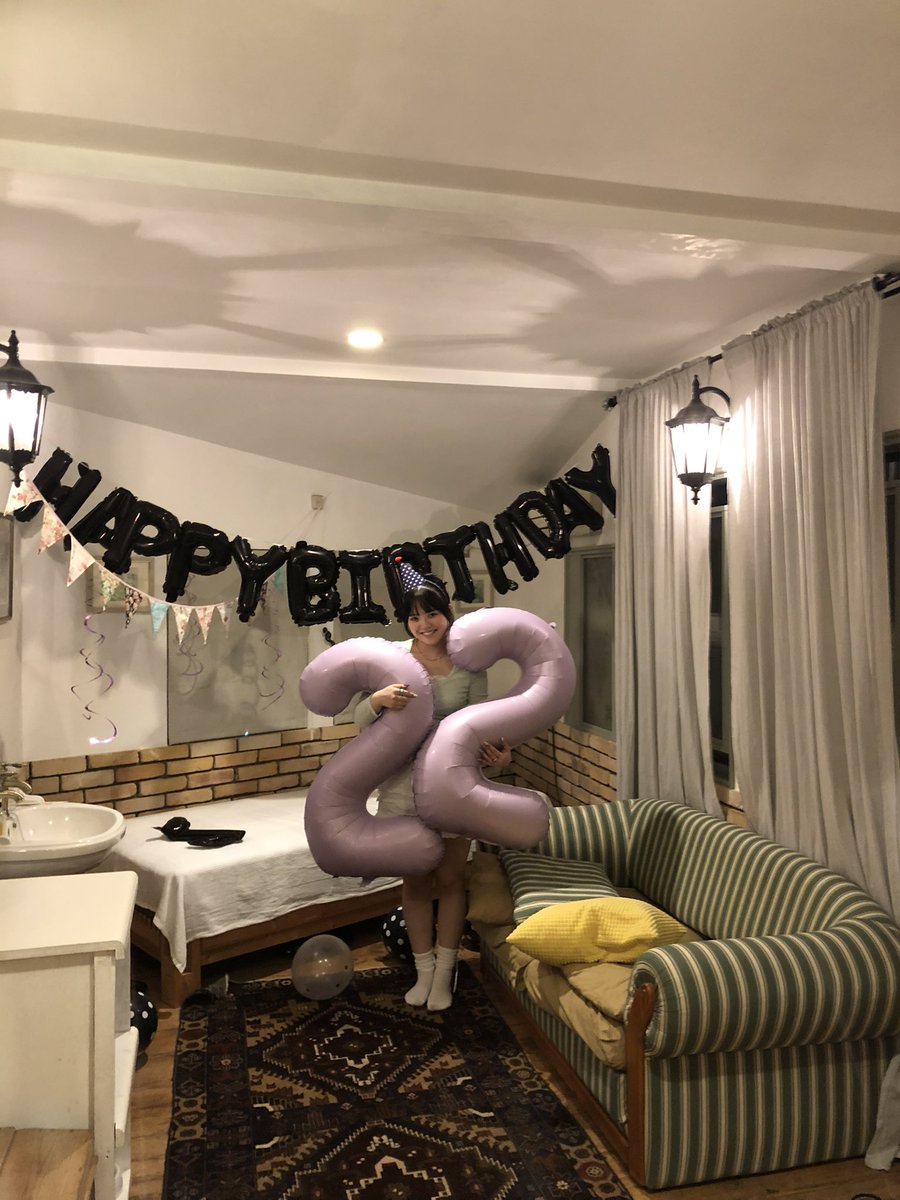 2om4_'s tweet photo. お互いの誕生日の間の日にパーティーしたよ🧚🏻 https://t.co/DtfUcJ9ARs