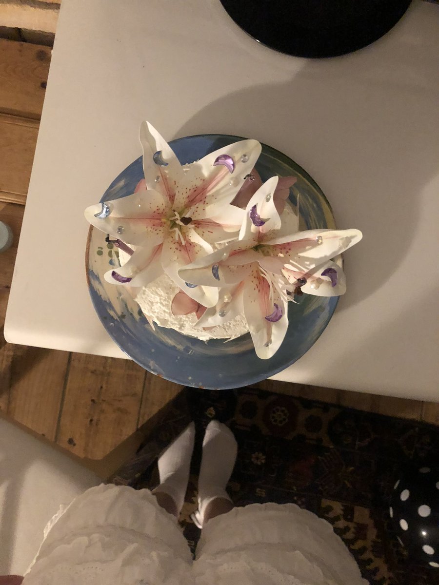 2om4_'s tweet photo. お互いの誕生日の間の日にパーティーしたよ🧚🏻 https://t.co/DtfUcJ9ARs