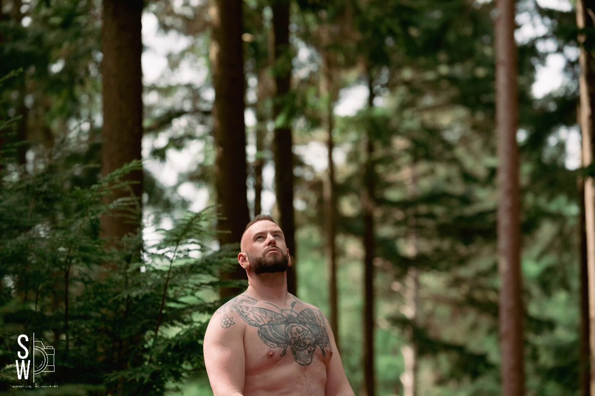 SWallacePhotog's tweet photo. #gay #photographer #malemodel #guyswithtattoos https://t.co/2egMcmxLSn
