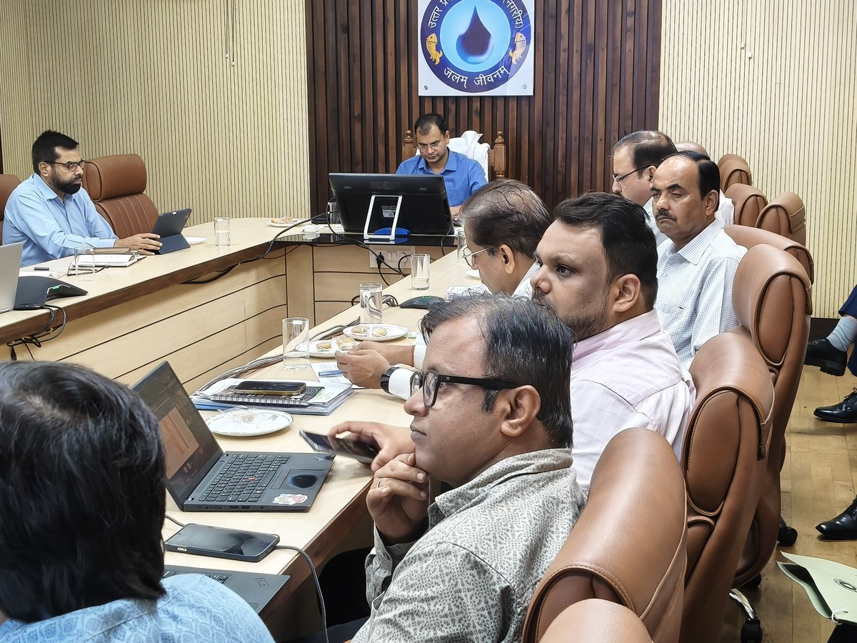 JalUttar's tweet photo. जल निगम (नगरीय) विभागीय समीक्षा बैठक संपन्न
आज, 3 सितंबर 2026 को उत्तर प्रदेश जल निगम (नगरीय) के प्रधान कार्यालय, हज़रतगंज (लखनऊ) में प्रबंध निदेशक महोदय की अध्यक्षता में एक उच्च-स्तरीय विभागीय समीक्षा बैठक आयोजित की गई।
#UPJalNigam  #Governance #Development  #ReviewMeeting https://t.co/aglaIerK6D