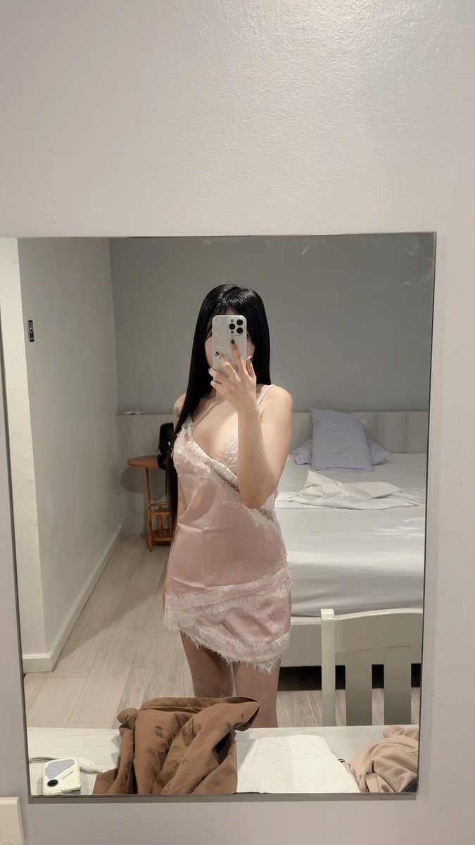 HultingS16726's tweet photo. 🌸 ใช้ครีมตัวเดียวแทนเมคอัพหลายชิ้น 
💄 ครบทั้งบำรุงและช่วยกันแดด 
🌤️ หน้าไม่เยิ้มง่ายแม้ทำกิจกรรม 
💧 เนื้อเบานุ่ม ไม่อึดอัดหน้า 🩷

นครศรีธรรมราช  🆔0925846559
อยากนวดทักมาคะ รับเอง อิสระ https://t.co/w1jrl9CvWt