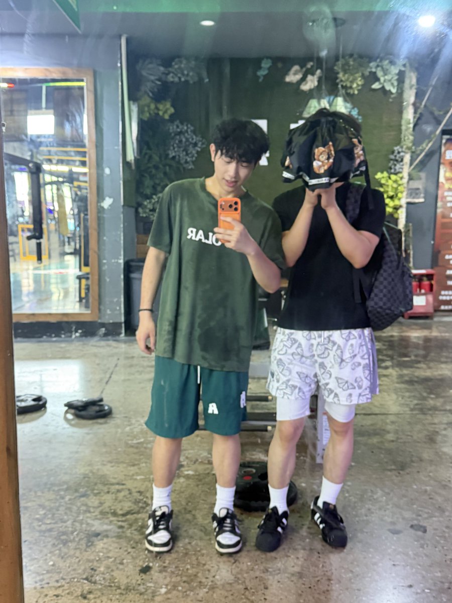 Augstgcl5's tweet photo. 长沙体育1s https://t.co/wtmypQSacg