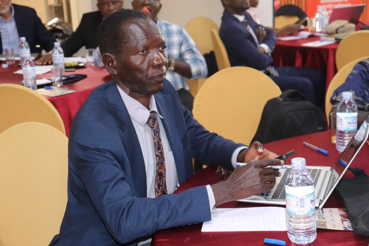 WorldVisionUg's tweet photo. Happening Now!

World Vision Uganda is disseminating the Household Engagement and Accountability effectiveness study aimed at promoting learning, strengthening accountability, fostering policy dialogue, and driving future action.

#HEAA https://t.co/Z9Ouj0HUx5