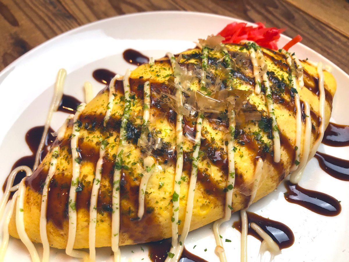 kurumari's tweet photo. 9月の月替わりは「オムライス屋のオムそば」です。
少しだけ感じる秋の訪れ、9月の中野はお祭りも見所。kurumariでもそんなお祭り気分のオムそばをご用意しました！
甘辛ソースがトロッと卵と麺に絡んで美味しいですよ。
ぜひご賞味ください！ https://t.co/372cUS7JdX